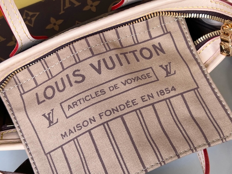 LV Shopping Bags